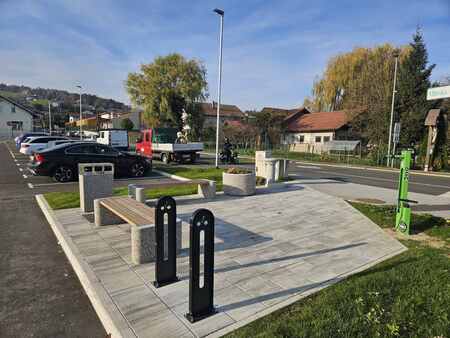 IMG-b30253c7c7b48c938756064a1ce56082-V